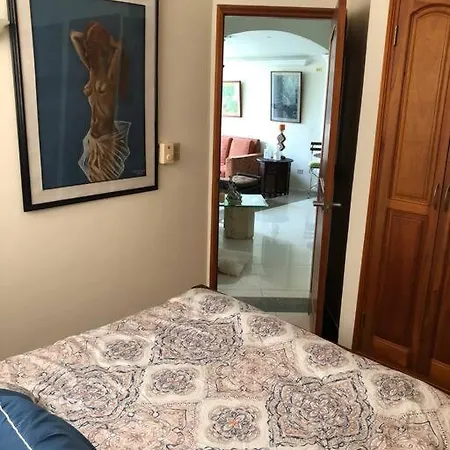 Luxury 2 Rooms, Jacuzzi, Excellent Location. Cartagena