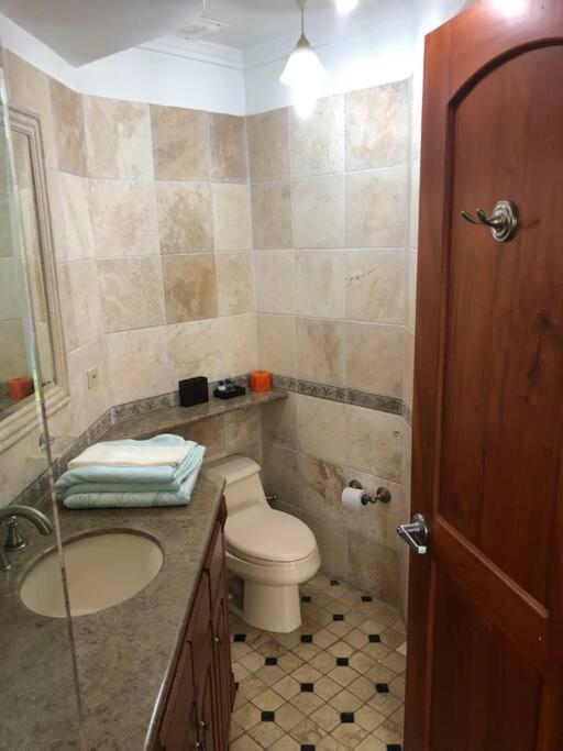 Luxury Apart 2 Rooms, Jacuzzi, Excellent Location. Apartamento