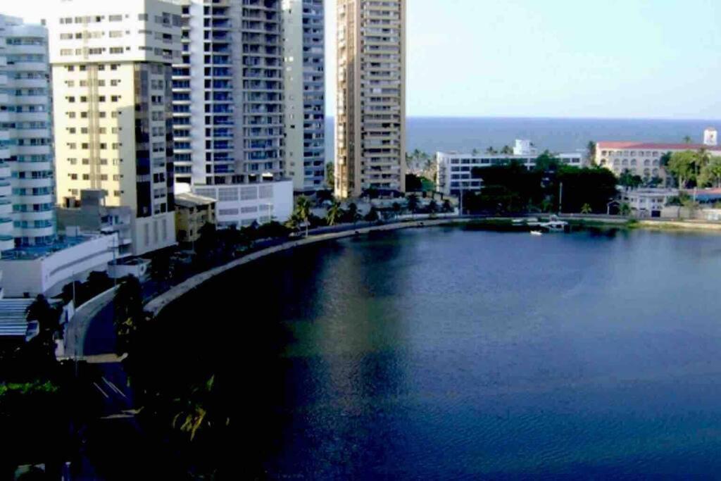 Apartamento Luxury Apart 2 Rooms, Jacuzzi, Excellent Location. *
