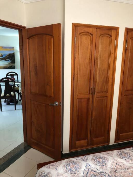 Luxury Apart 2 Rooms, Jacuzzi, Excellent Location. Apartamento Cartagena