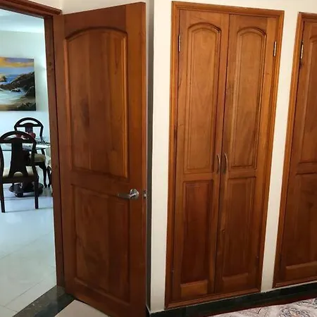 Luxury 2 Rooms, Jacuzzi, Excellent Location. Apartamento Cartagena