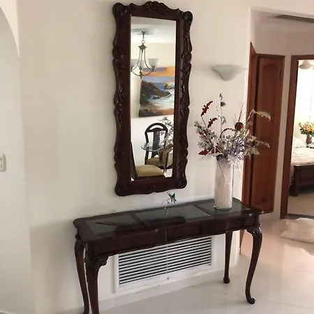 Apartamento Luxury 2 Rooms, Jacuzzi, Excellent Location. *