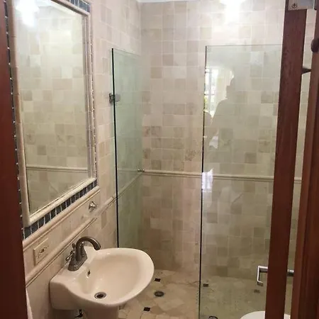 Apartamento Luxury 2 Rooms, Jacuzzi, Excellent Location. *